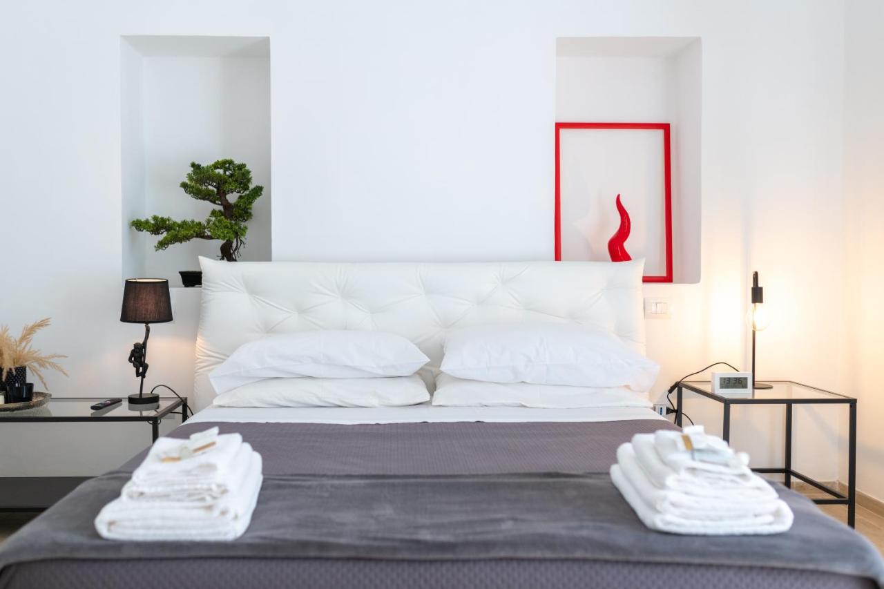 Palazzo Toselli Apartment Ostuni Bagian luar foto