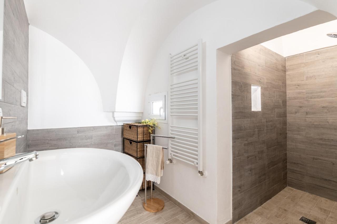 Palazzo Toselli Apartment Ostuni Bagian luar foto