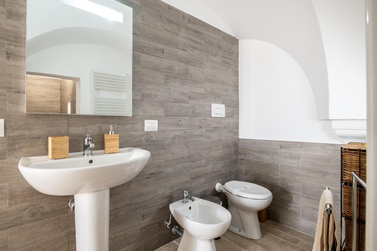 Palazzo Toselli Apartment Ostuni Bagian luar foto