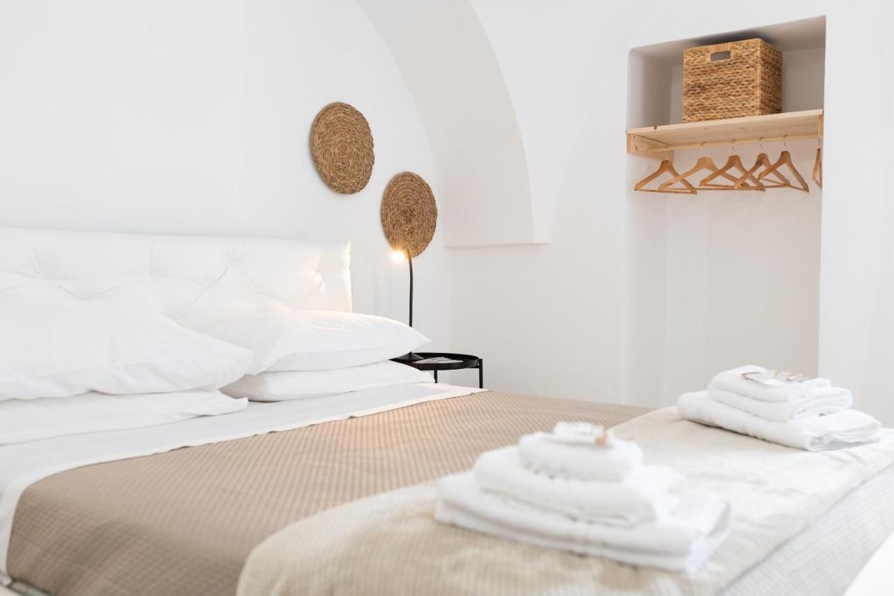 Palazzo Toselli Apartment Ostuni Bagian luar foto