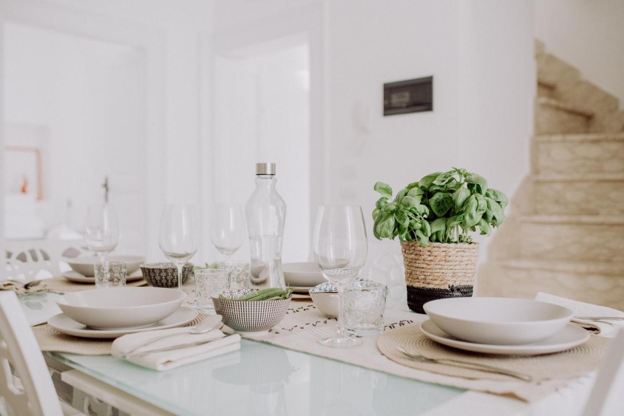 Palazzo Toselli Apartment Ostuni Bagian luar foto